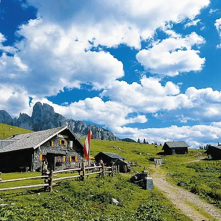 Cozy Villa In Sankt Veit Im Pongau Near Ski Area Apartment *